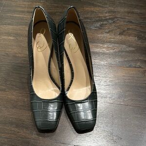 Sam Edelman heels green crocodile design size 9